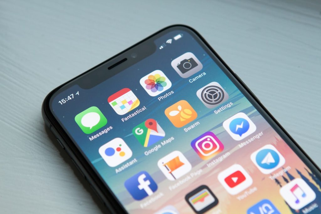 The 15 Travel Apps Actually Worth Installing in 2026