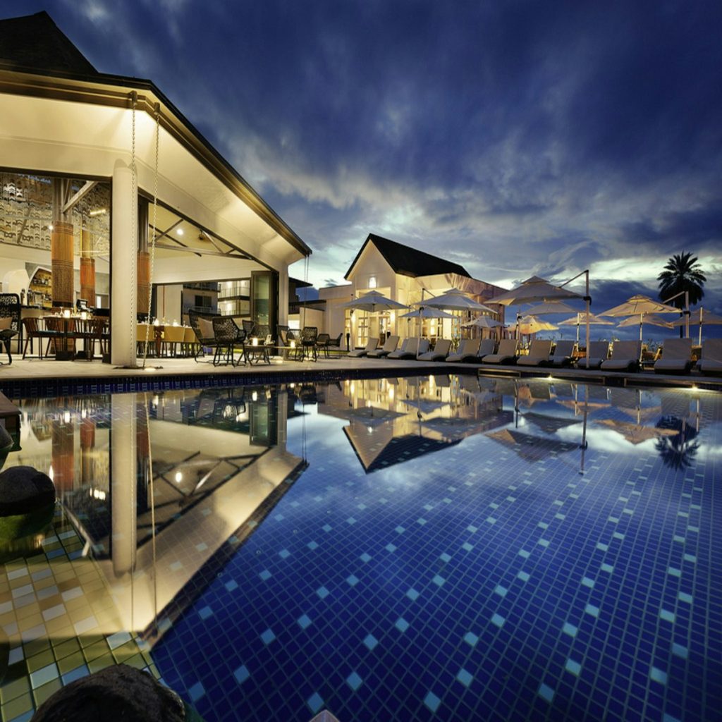 7 Hotel Booking Mistakes That Cost You Money